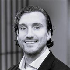 zac-daniel_5a6a94b17dad4871a4971d9564c9664c-headshot